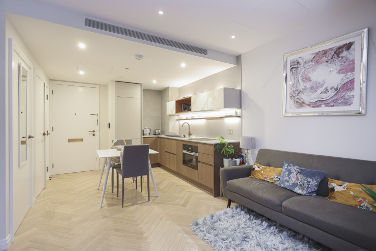 1  bedroom flat to rent in Michael Road, Imperial Wharf, SW6-image 1
