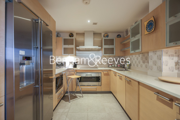 2 bedrooms flat to rent in The Boulevard, Imperial Wharf, SW6-image 8