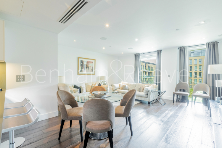 4 bedrooms flat to rent in Central Avenue, Fulham, SW6-image 3