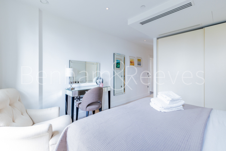 4  bedrooms flat to rent in Central Avenue, Fulham, SW6-image 16