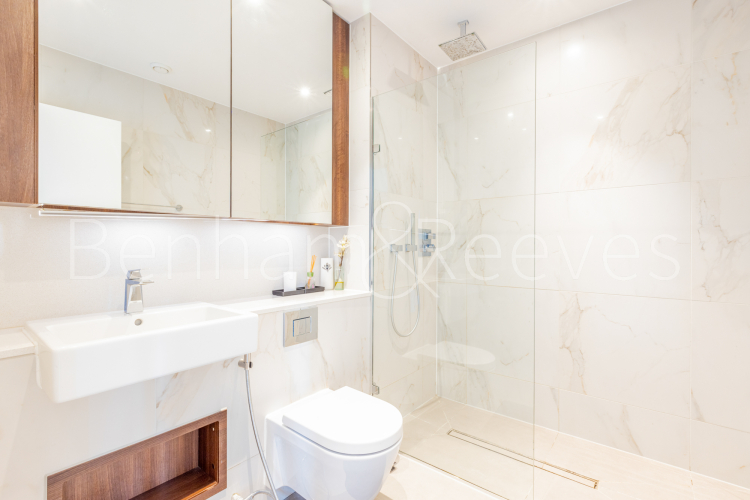 4 bedrooms flat to rent in Central Avenue, Fulham, SW6-image 17