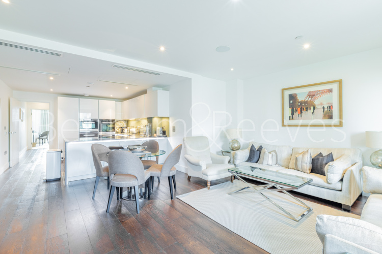4  bedrooms flat to rent in Central Avenue, Fulham, SW6-image 18