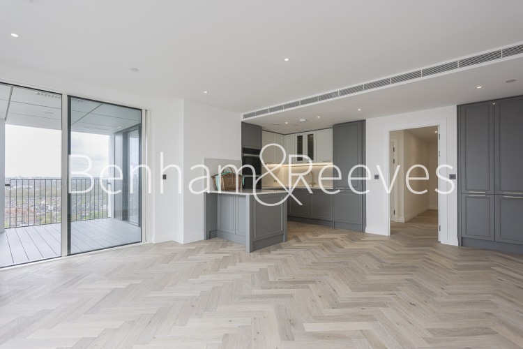 2  bedrooms flat to rent in Kings Tower, Chelsea creek, SW6-image 1