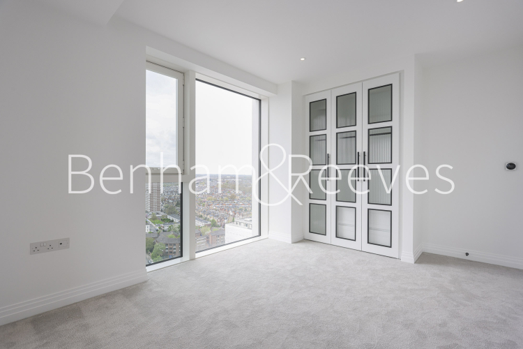 2 bedrooms flat to rent in Kings Tower, Chelsea creek, SW6-image 4