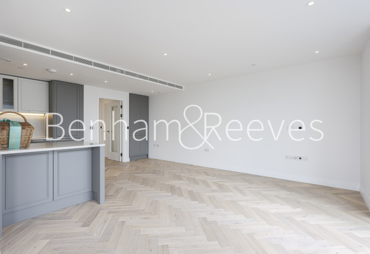 2  bedrooms flat to rent in Kings Tower, Chelsea creek, SW6-image 12