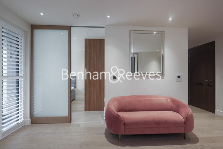 1  bedroom flat to rent in Dockside House, Park Street, SW6-image 1