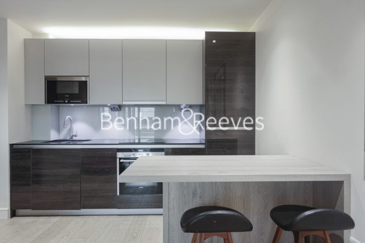 1  bedroom flat to rent in Dockside House, Park Street, SW6-image 2