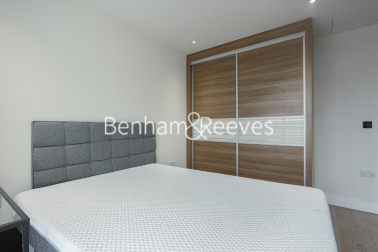 1  bedroom flat to rent in Dockside House, Park Street, SW6-image 8