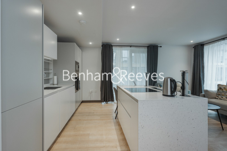 2  bedrooms flat to rent in Fairwater House, 1 Lockgate Road, SW6-image 8