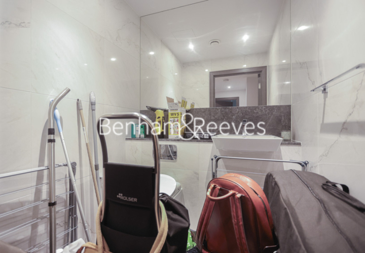 2  bedrooms flat to rent in Fairwater House, 1 Lockgate Road, SW6-image 15