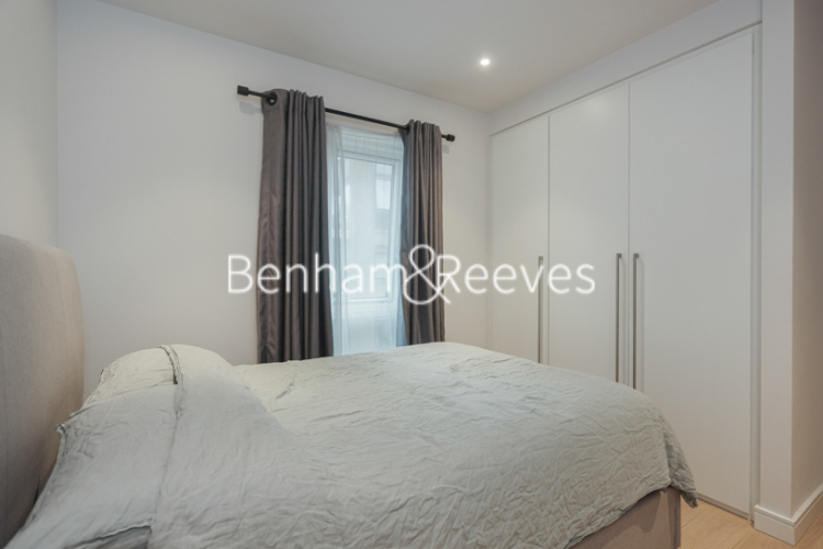 2  bedrooms flat to rent in Fairwater House, 1 Lockgate Road, SW6-image 19