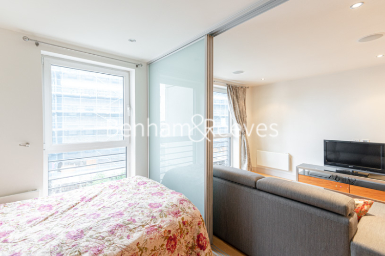 1  bedroom flat to rent in Octavia House, Townmead Road, SW6-image 10