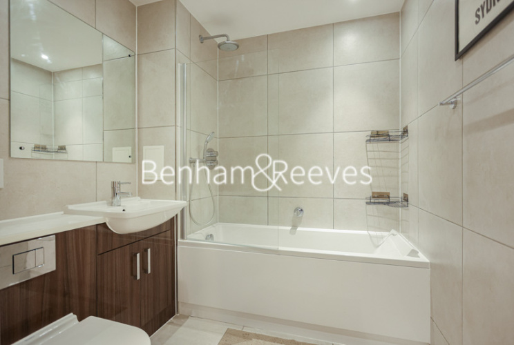 2  bedrooms flat to rent in Ingrebourne Apartments, Central Avenue, SW6-image 4
