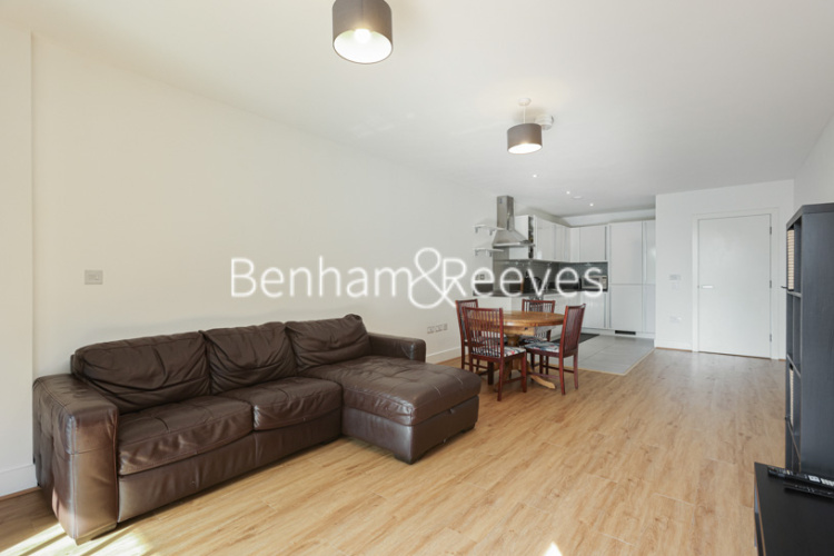 2  bedrooms flat to rent in Ingrebourne Apartments, Central Avenue, SW6-image 11