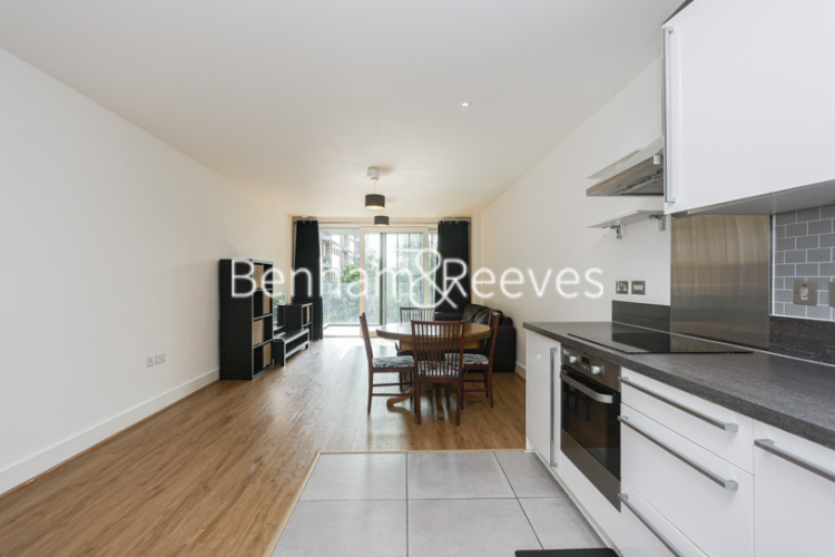 2  bedrooms flat to rent in Ingrebourne Apartments, Central Avenue, SW6-image 22