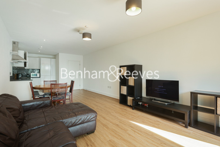 2  bedrooms flat to rent in Ingrebourne Apartments, Central Avenue, SW6-image 24