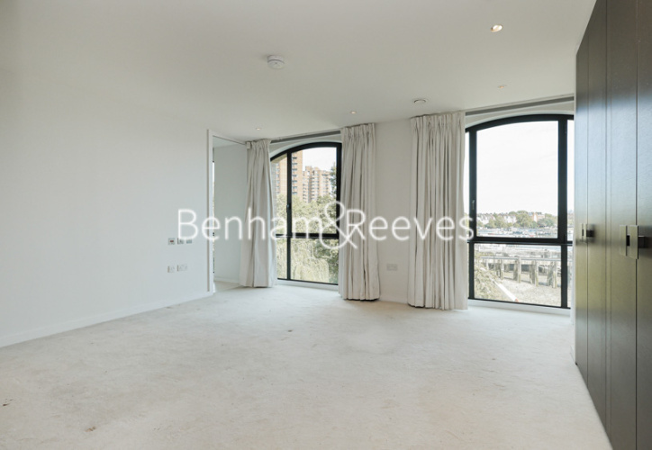 2  bedrooms flat to rent in Chelsea Wharf, Lots Road, SW10-image 18