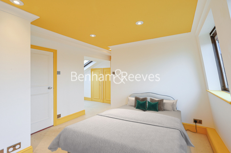 4  bedrooms flat to rent in Rylston Road, Fulham, SW6-image 13