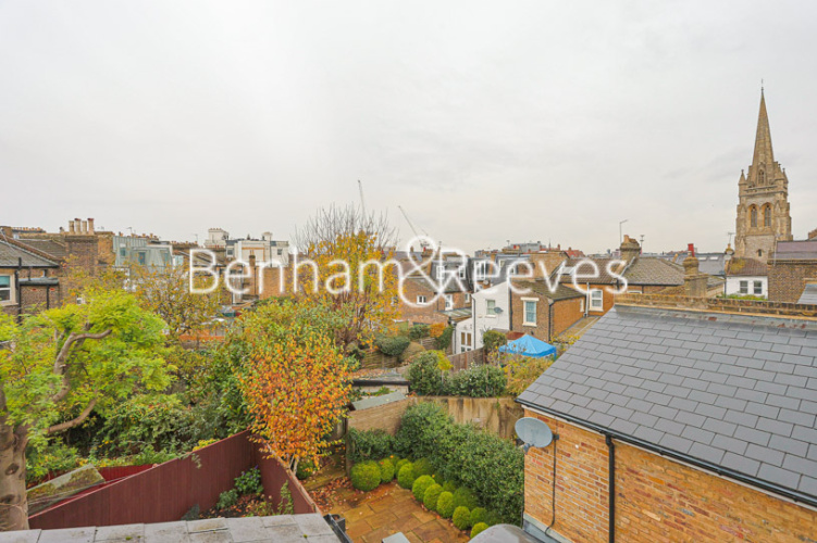 4  bedrooms flat to rent in Rylston Road, Fulham, SW6-image 14