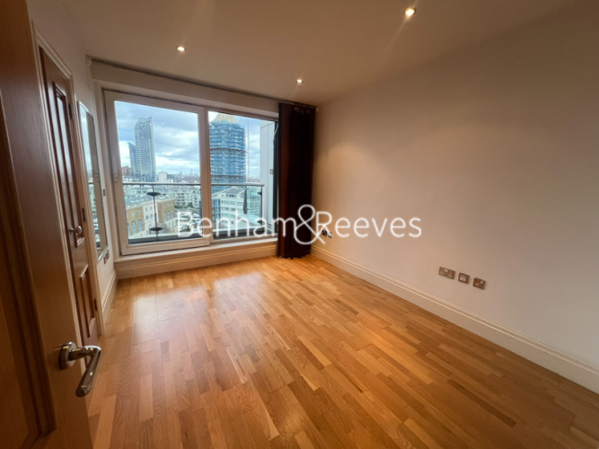 2  bedrooms flat to rent in Harbour Reach, The Boulevard,Imperial Wharf, SW6-image 3
