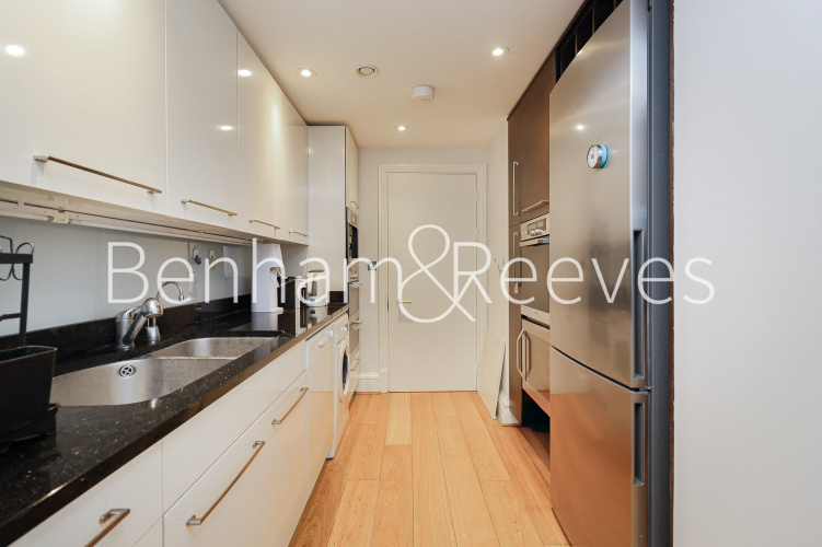 2  bedrooms flat to rent in Carlyle Court, Chelsea Harbour, SW10-image 8