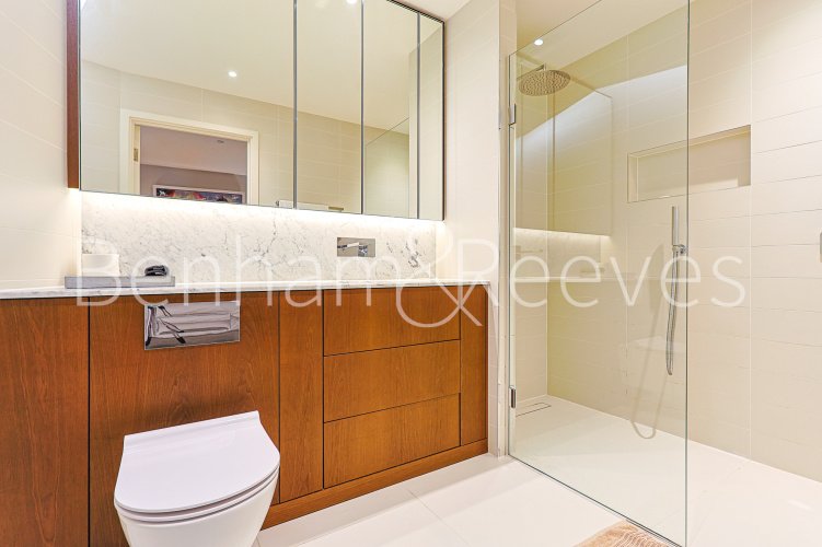 3  bedrooms flat to rent in Lighterman Tower, Chelsea Island, Chelsea, SW10-image 8