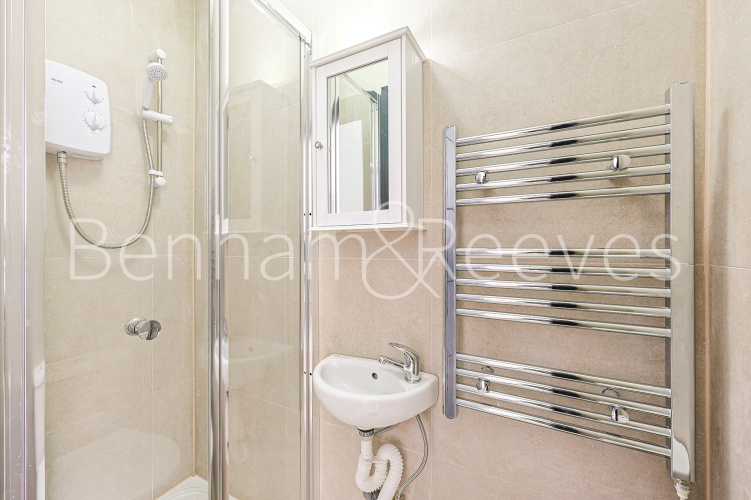 Studio flat to rent in Wandsworth High Street, Imperial Wharf, SW18-image 3