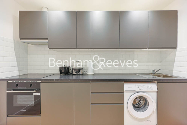 Studio flat to rent in Wandsworth, Imperial Wharf, SW18-image 5