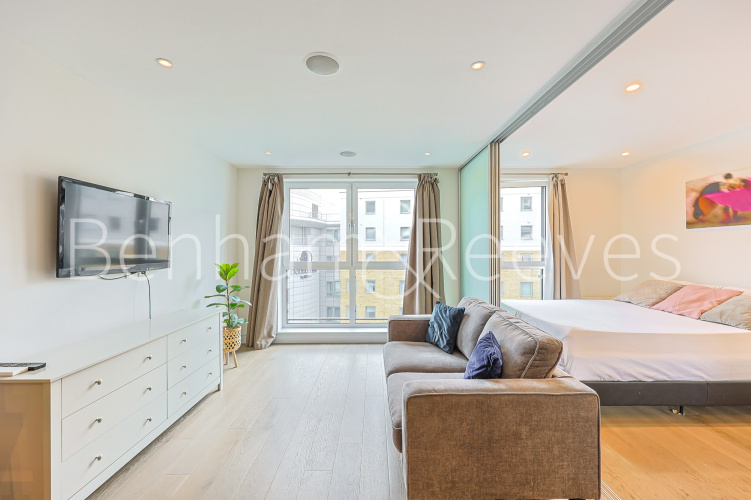 1  bedroom flat to rent in Octavia House, Townmead Road, SW6-image 8