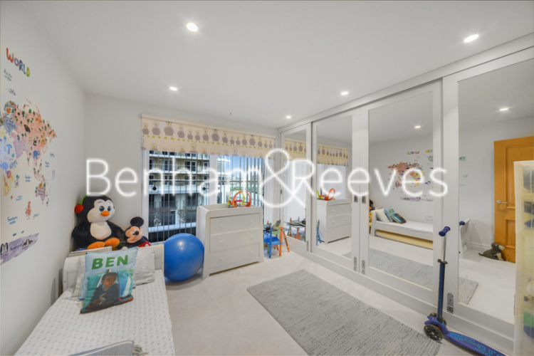 3  bedrooms flat to rent in Riverside Tower, Boulevard, SW6-image 22