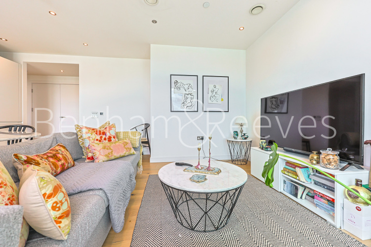 1  bedroom flat to rent in Duval House, Grant Road, SW11-image 16