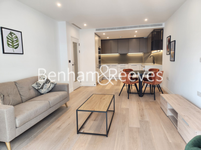 2  bedrooms flat to rent in Westwood Building, Lockgate Road, SW6-image 1