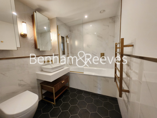 2  bedrooms flat to rent in Westwood Building, Lockgate Road, SW6-image 4