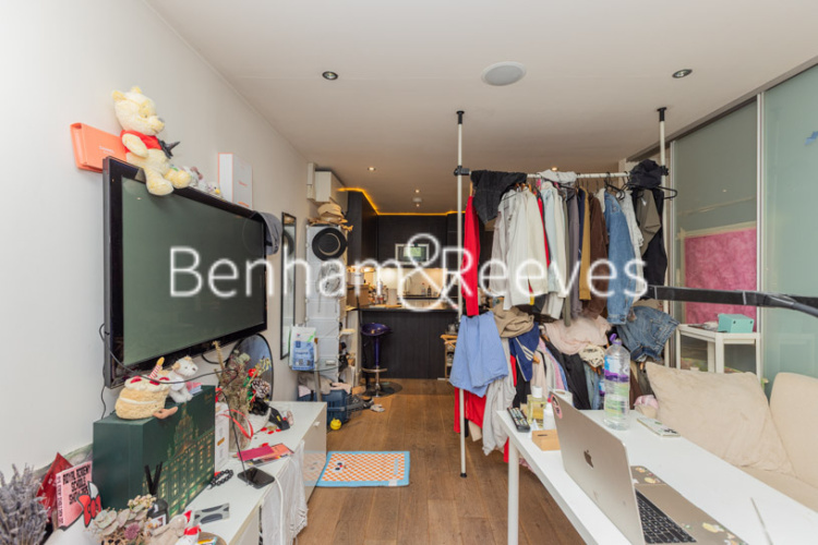 1  bedroom flat to rent in Townmead Road, Imperial Wharf, SW6-image 5