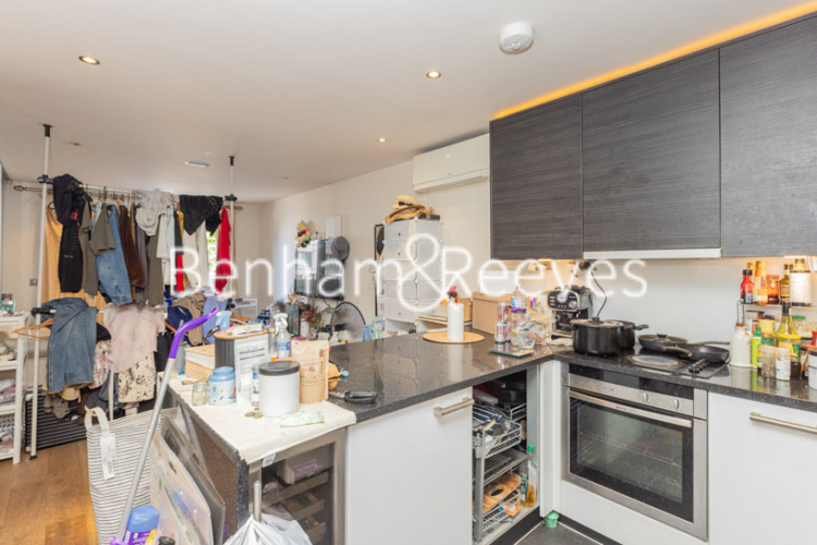 1  bedroom flat to rent in Townmead Road, Imperial Wharf, SW6-image 6