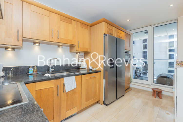 3  bedrooms flat to rent in The Boulevard, Imperial Wharf, SW6-image 8
