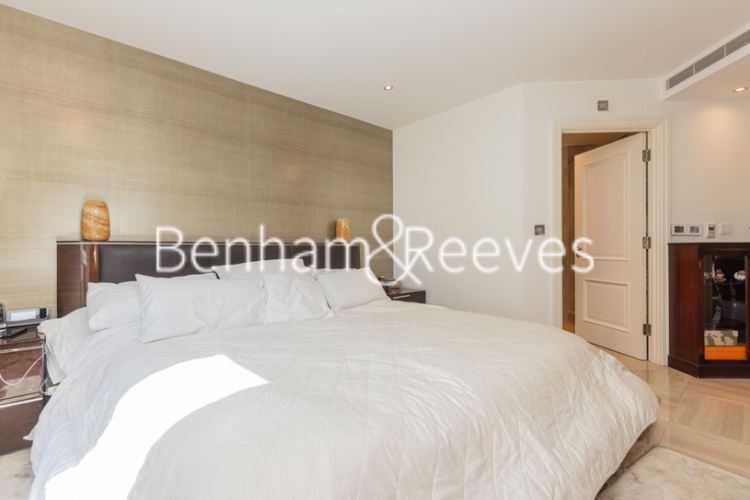 3  bedrooms flat to rent in The Boulevard, Imperial Wharf, SW6-image 10