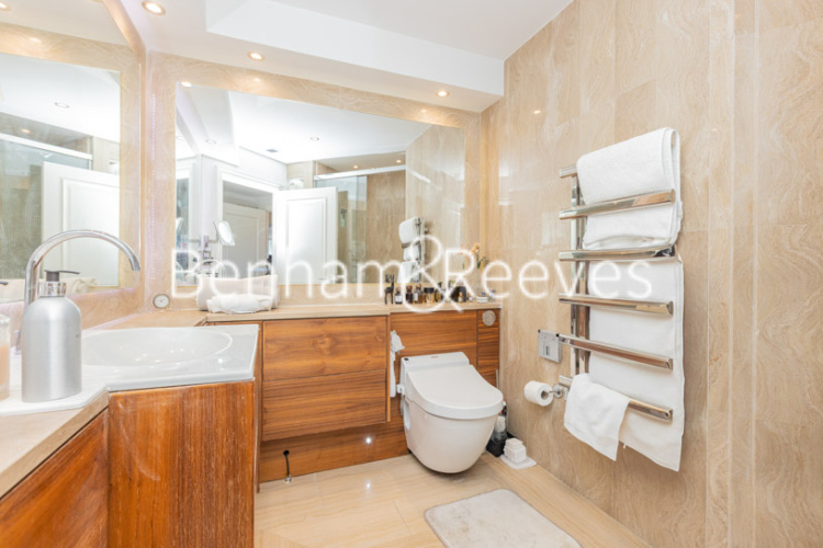 3  bedrooms flat to rent in The Boulevard, Imperial Wharf, SW6-image 11