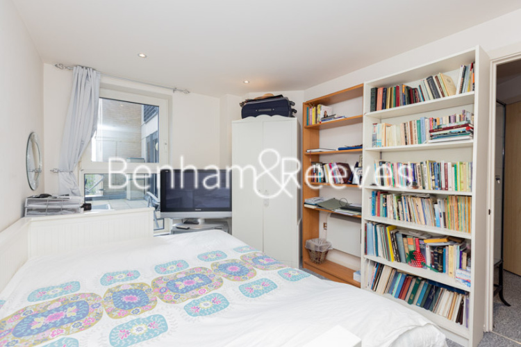 2  bedrooms flat to rent in Townmead Road, Imperial Wharf, SW6-image 9