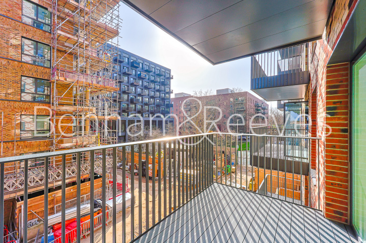 1  bedroom flat to rent in Danvers Avenue, Imperial Wharf, SW11-image 10