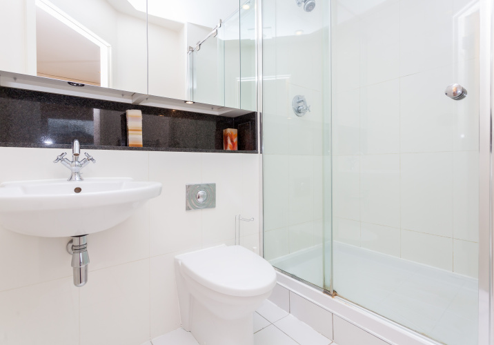2  bedrooms flat to rent in Battersea Reach, Battersea, SW18-image 4
