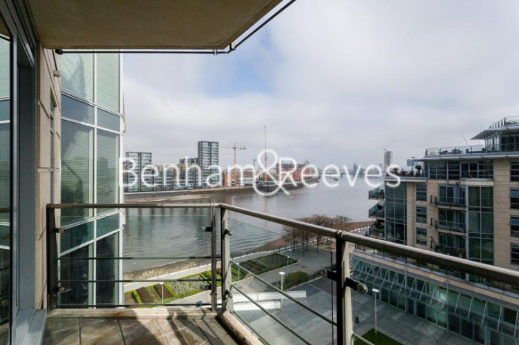 2  bedrooms flat to rent in Battersea Reach, Battersea, SW18-image 5