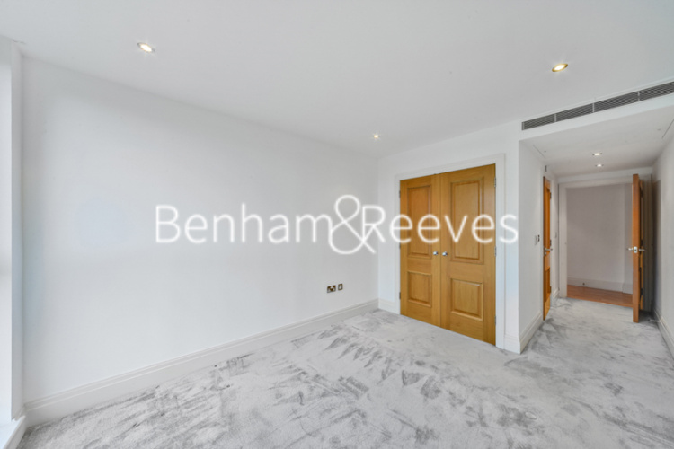 3  bedrooms flat to rent in The Boulevard, Imperial Wharf, SW6-image 13