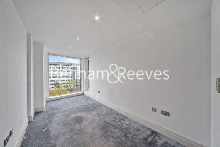3  bedrooms flat to rent in The Boulevard, Imperial Wharf, SW6-image 17