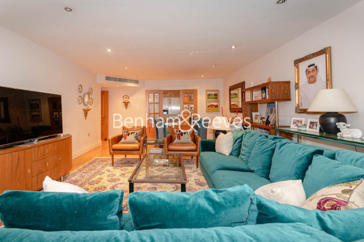 3 bedrooms flat to rent in The Boulevard, Imperial Wharf, SW6-image 1