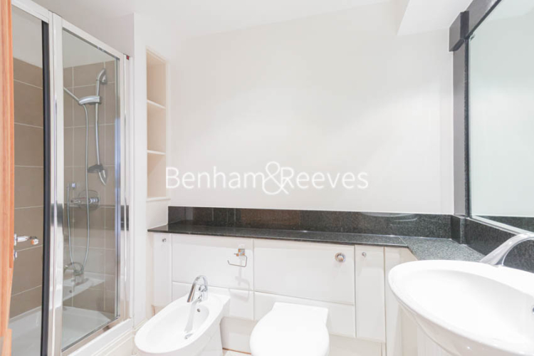 3  bedrooms flat to rent in Thames Point, Imperial Wharf, SW6-image 3