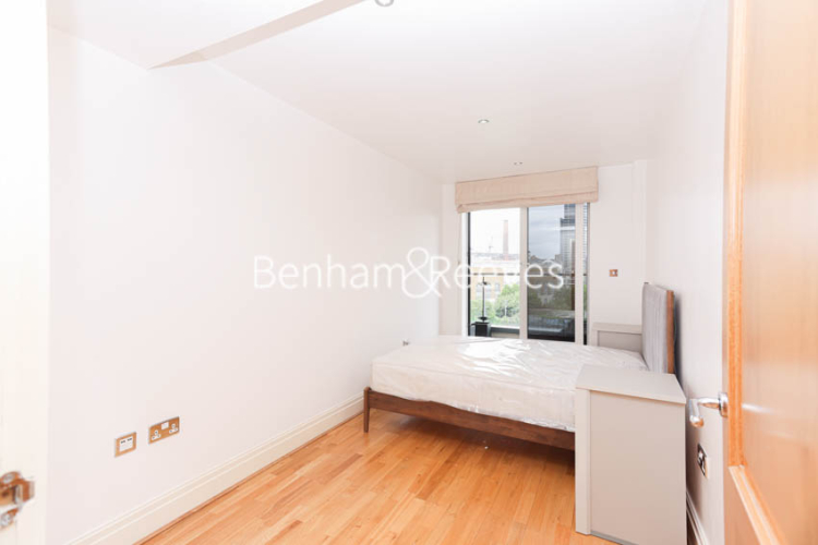 3  bedrooms flat to rent in Thames Point, Imperial Wharf, SW6-image 17