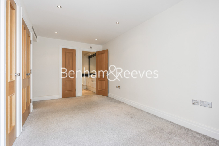 2  bedrooms flat to rent in The Boulevard, Fulham, SW6-image 17