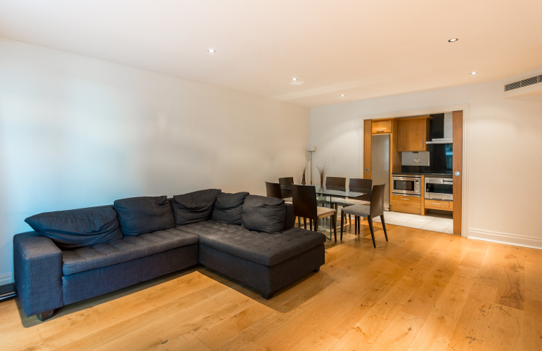 3  bedrooms flat to rent in Lensbury Avenue, Fulham, SW6-image 1