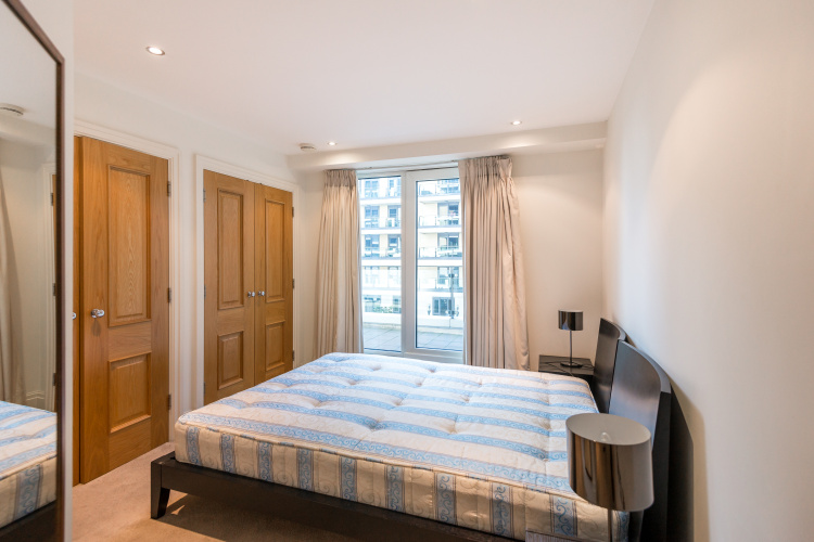 3  bedrooms flat to rent in Lensbury Avenue, Fulham, SW6-image 8